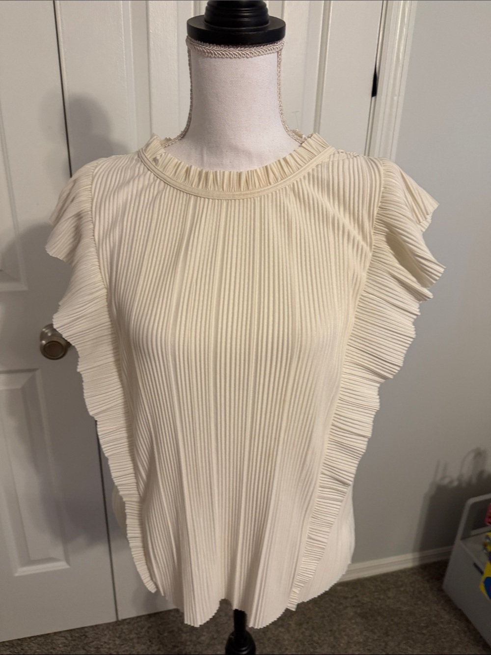 Pleated Ruffle Sleeve Cream Blouse